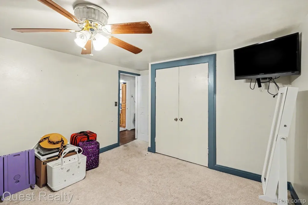 2103 Valley Forge Street Burton City MI 48519