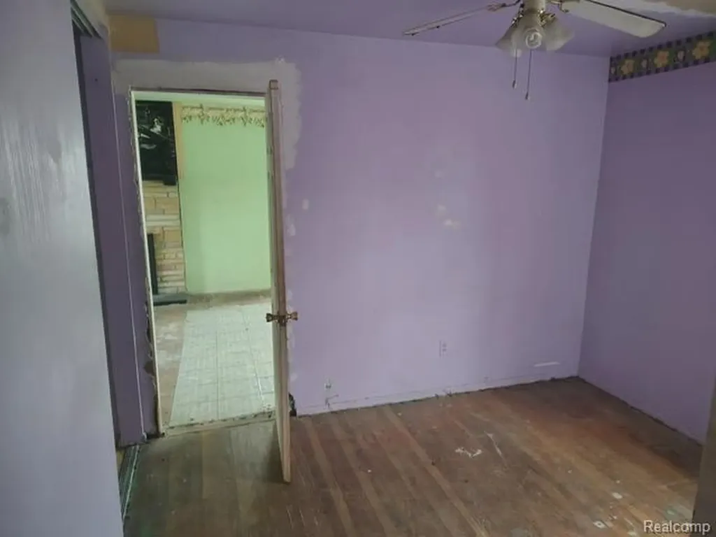 6299 Hunt Street Romulus City MI 48174