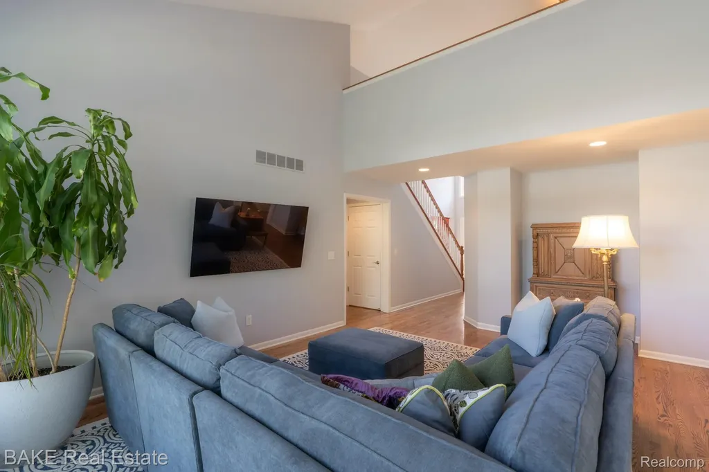 43576 Abbey Circle Canton Charter Township MI 48187