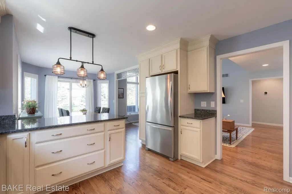 43576 Abbey Circle Canton Charter Township MI 48187