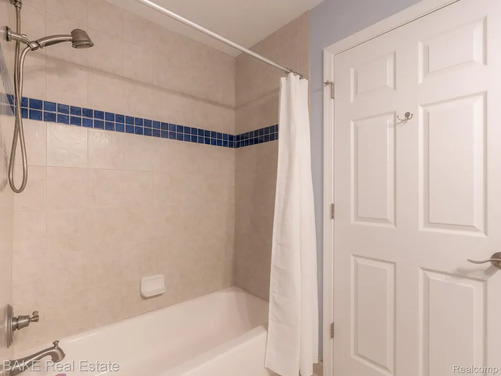 43576 Abbey Circle Canton Charter Township MI 48187
