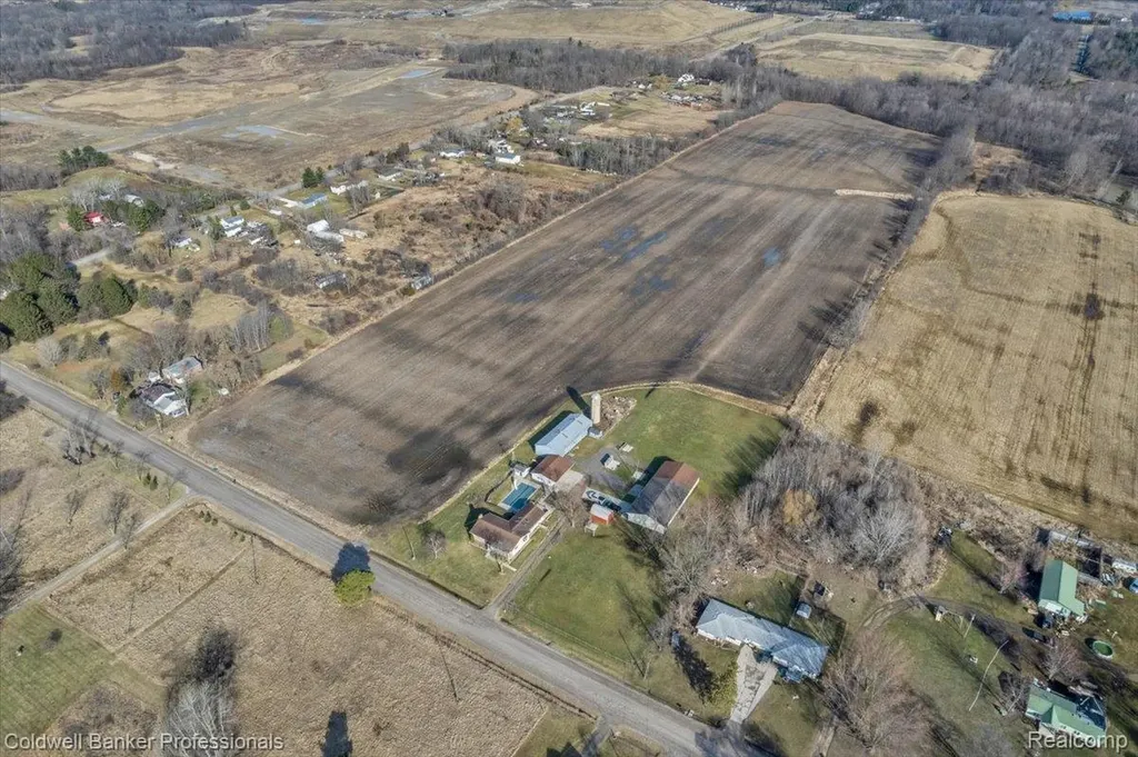 7410 Wilson Road Montrose Charter Township MI 48457