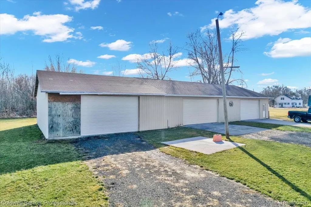 7410 Wilson Road Montrose Charter Township MI 48457