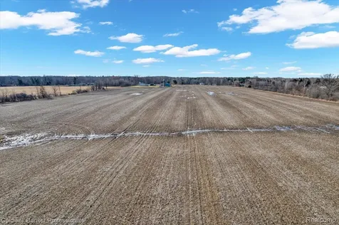 7410 Wilson Road Montrose Charter Township MI 48457