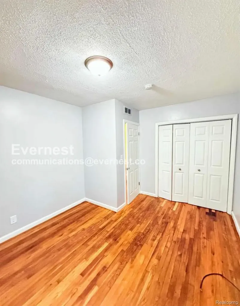 18455 Wormer Street Detroit City MI 48219
