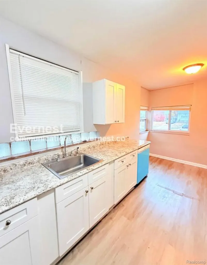 18455 Wormer Street Detroit City MI 48219