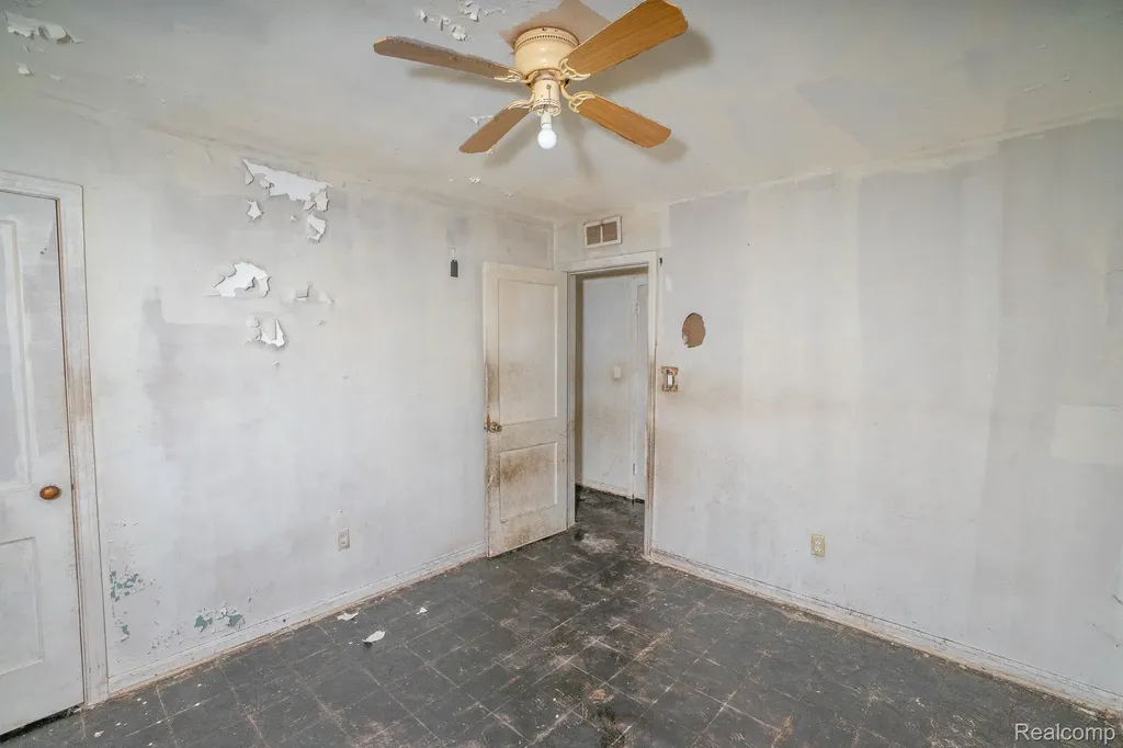 20255 Santa Rosa Drive Detroit City MI 48221