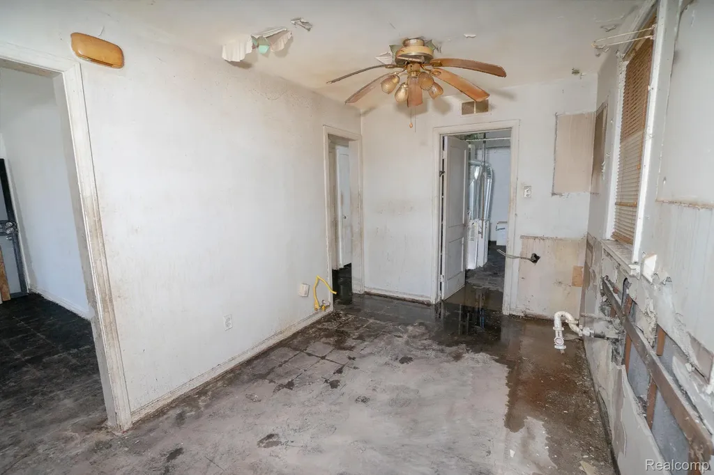 20255 Santa Rosa Drive Detroit City MI 48221