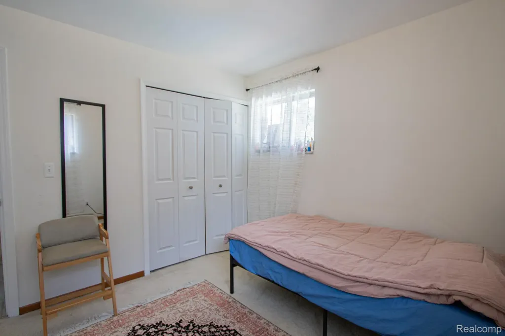 2110 Langham Drive West Bloomfield Charter Township MI 48323