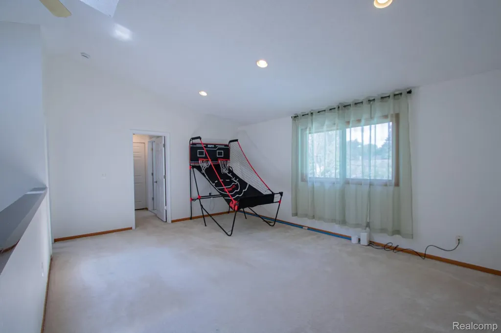 2110 Langham Drive West Bloomfield Charter Township MI 48323