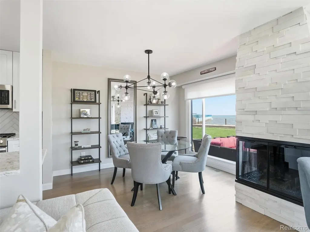 102 Lac Sainte Claire Drive St. Clair Shores City MI 48082