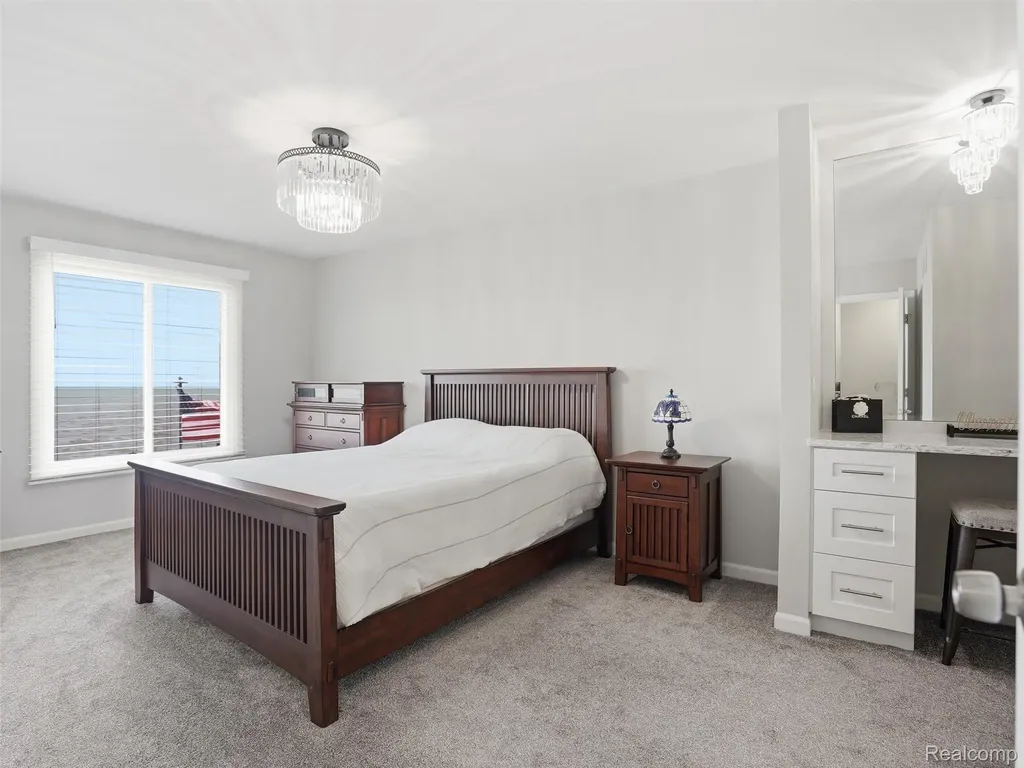 102 Lac Sainte Claire Drive St. Clair Shores City MI 48082