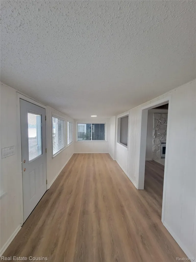 13020 Fenton Street Fenton Charter Township MI 48430
