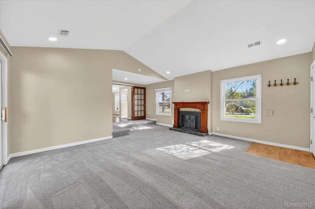 15151 Merriman Road Livonia City MI 48154