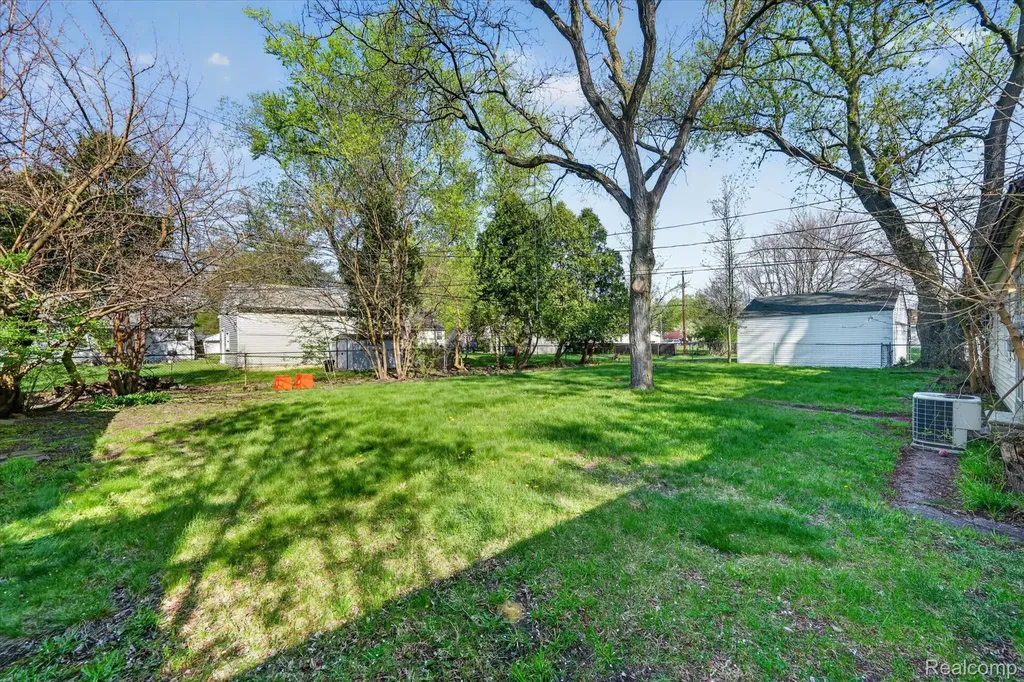 15151 Merriman Road Livonia City MI 48154