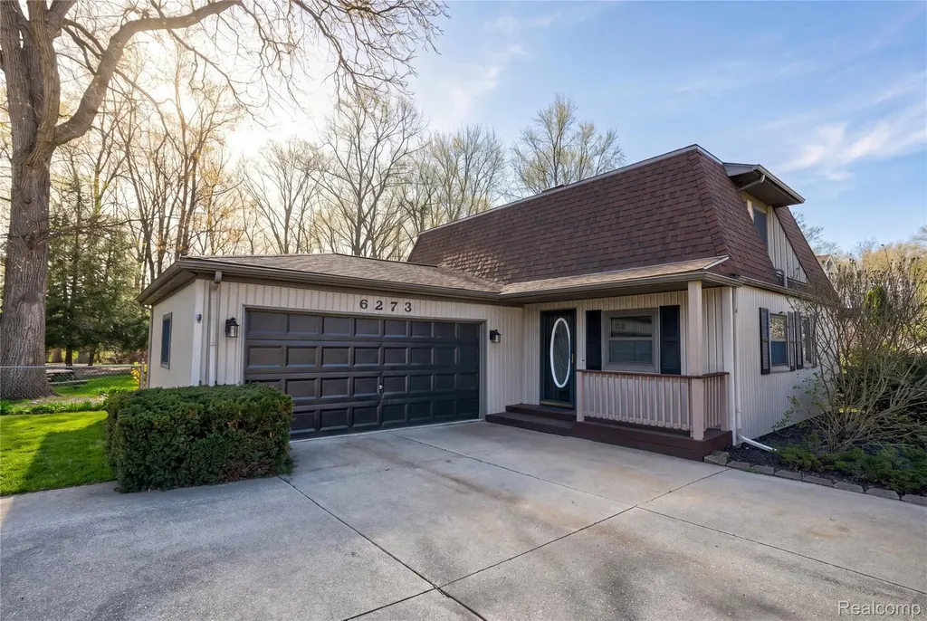 6273 Cold Spring Trail Grand Blanc Charter Township MI 48439
