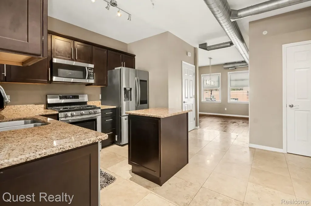 218 Mill Street Rochester City MI 48307