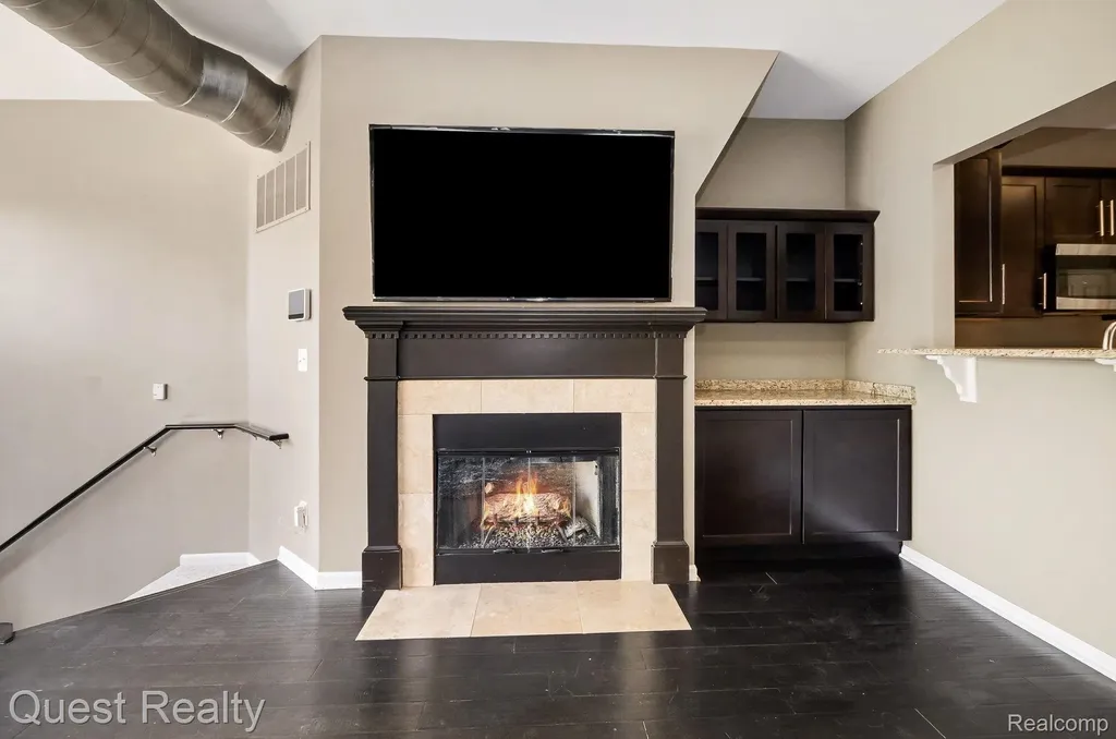 218 Mill Street Rochester City MI 48307