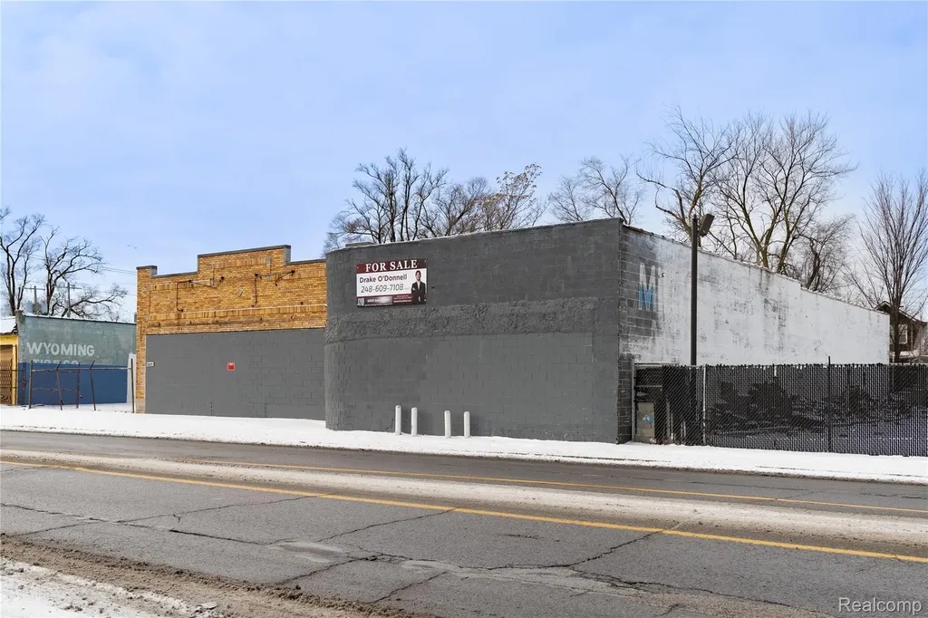 15031 Wyoming Avenue Detroit City MI 48238