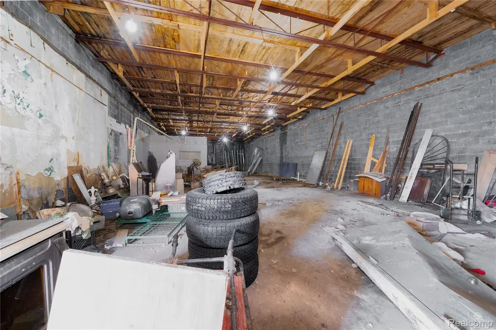 15031 Wyoming Avenue Detroit City MI 48238