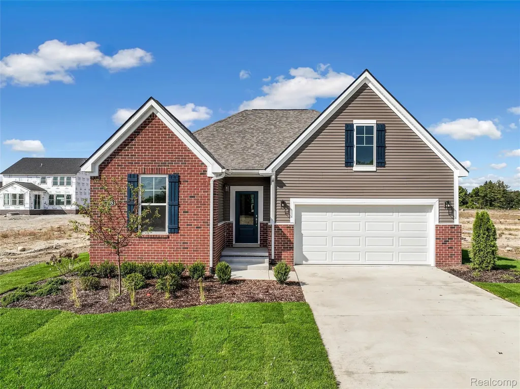 27403 Hidden Trail Lane South Lyon City MI 48178