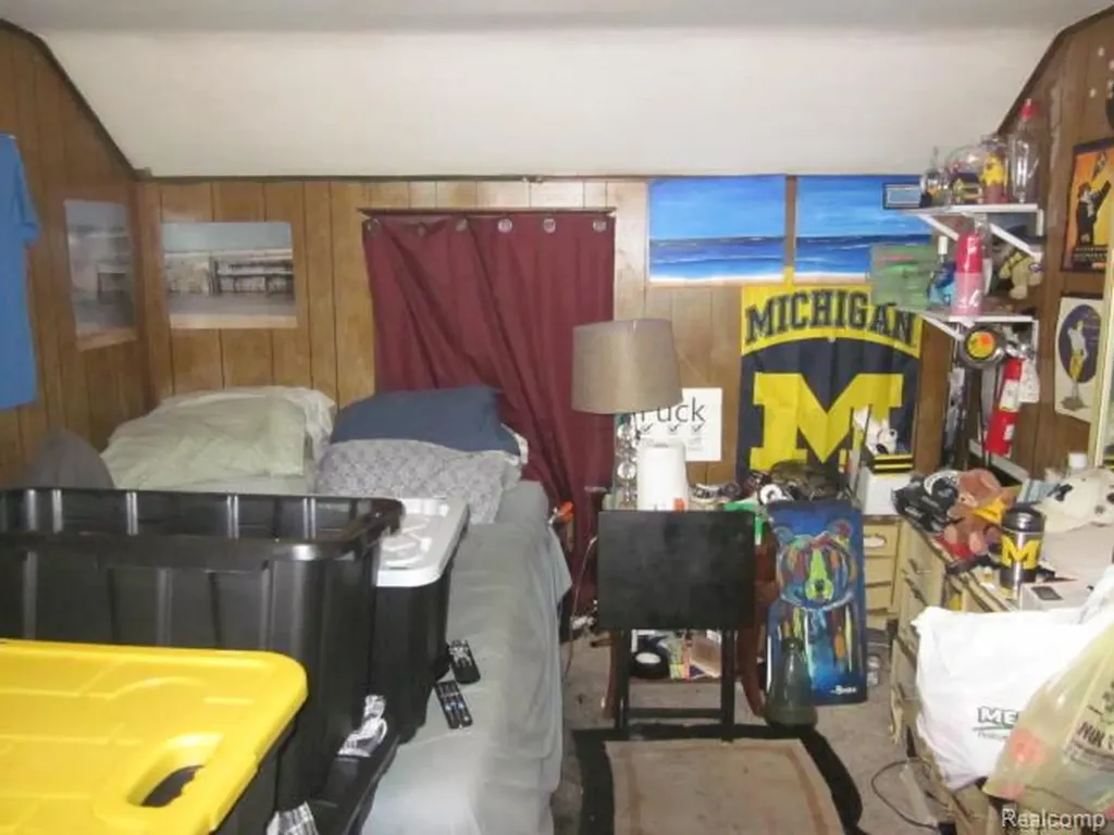 311 Norman Street Lansing City MI 48910