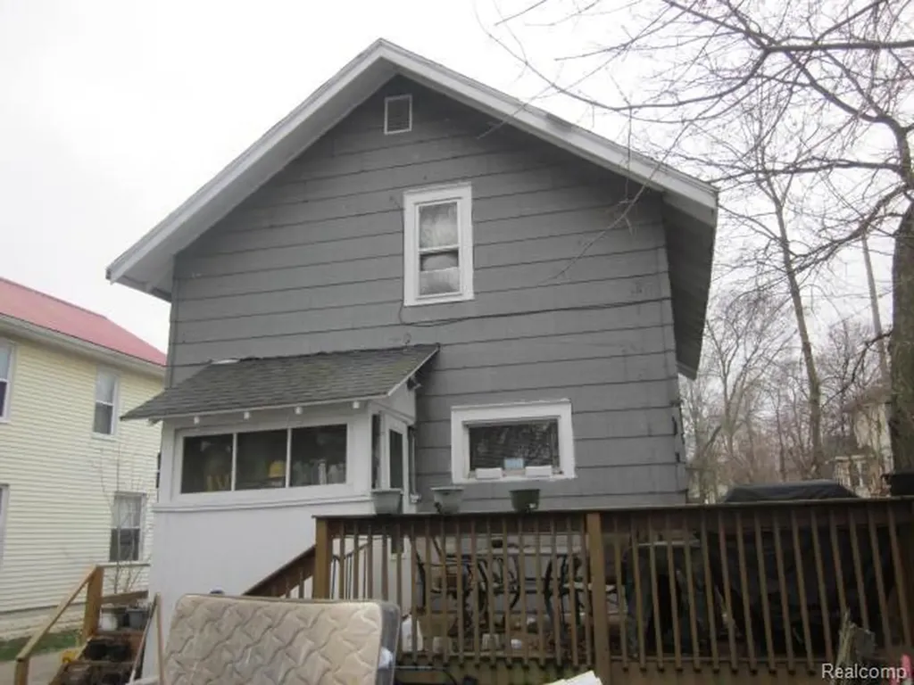 311 Norman Street Lansing City MI 48910