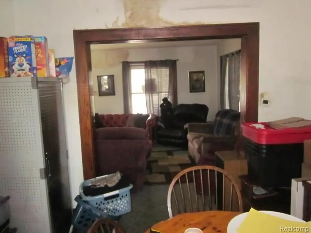 311 Norman Street Lansing City MI 48910