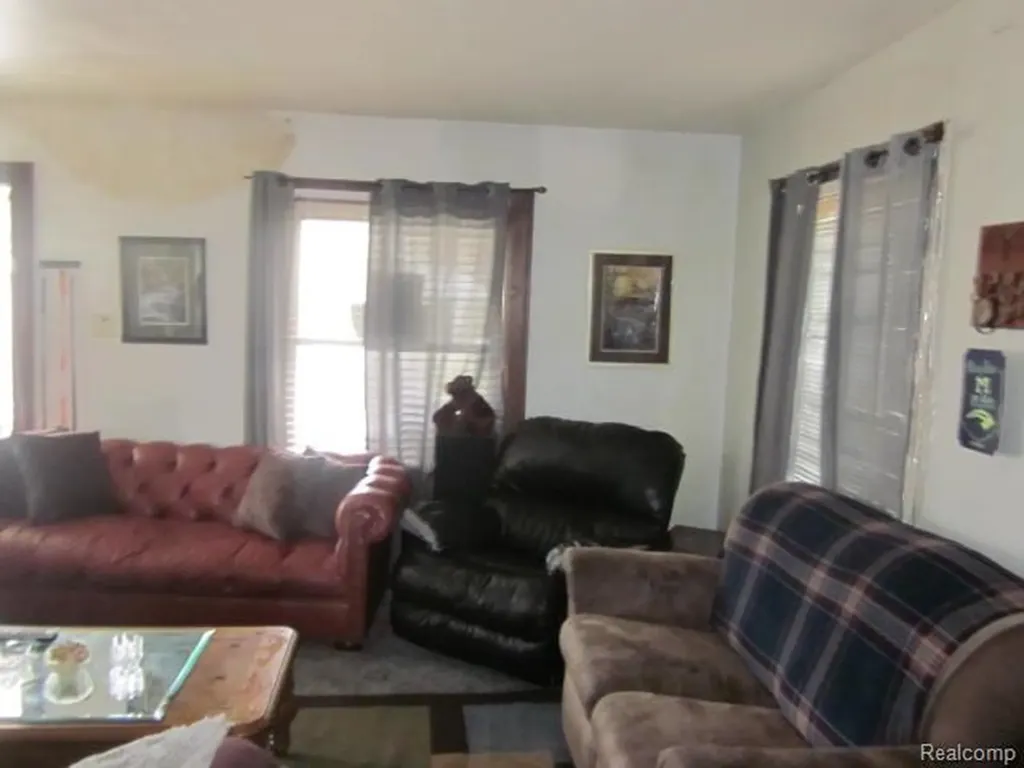 311 Norman Street Lansing City MI 48910