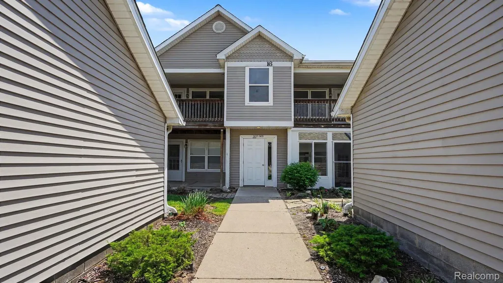 1429 Millbrook Trail Pittsfield Charter Township MI 48108