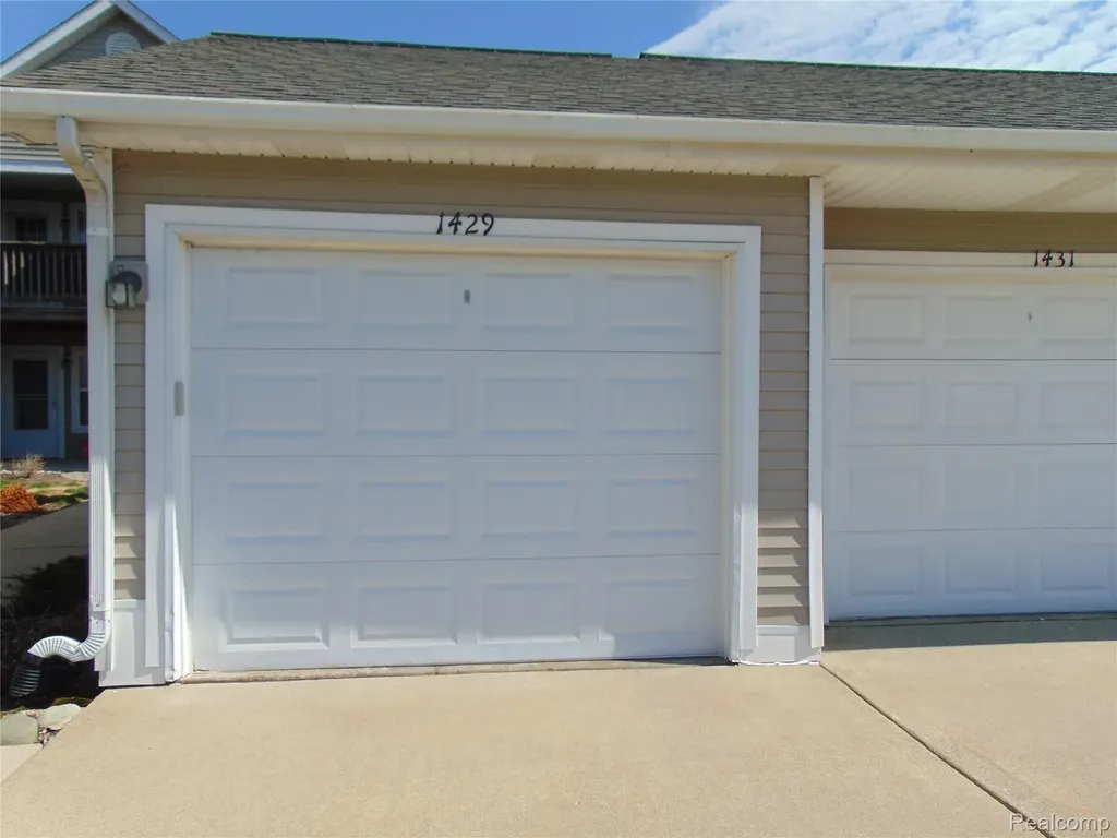 1429 Millbrook Trail Pittsfield Charter Township MI 48108