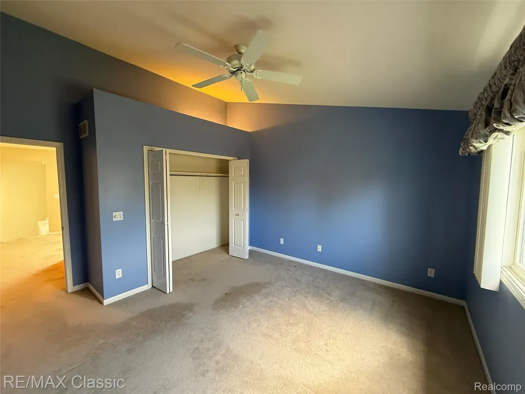 61016 Evergreen Court South Lyon City MI 48178