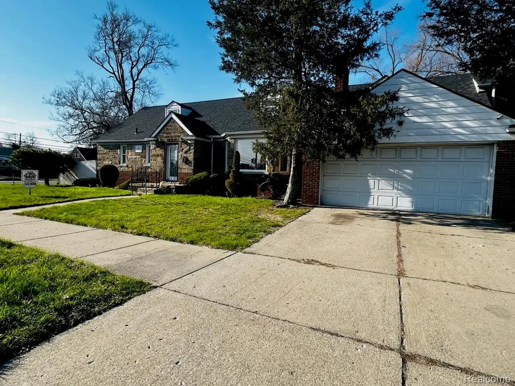5920 W Outer Drive Detroit City MI 48235