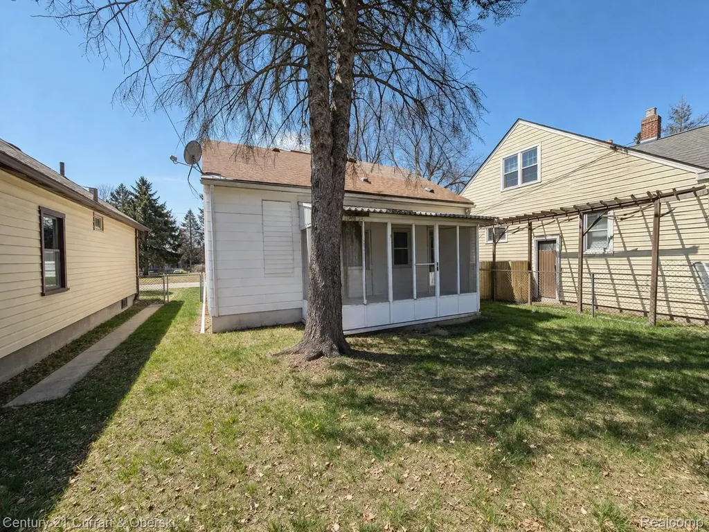6348 Vaughan Street Detroit City MI 48228
