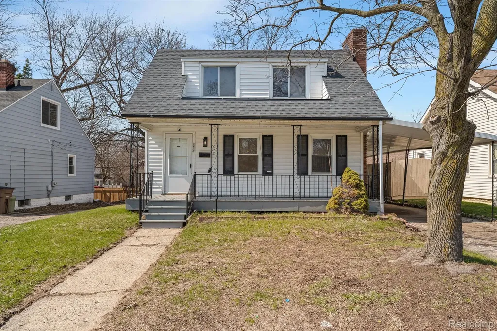 917 N Perry Street Pontiac City MI 48340