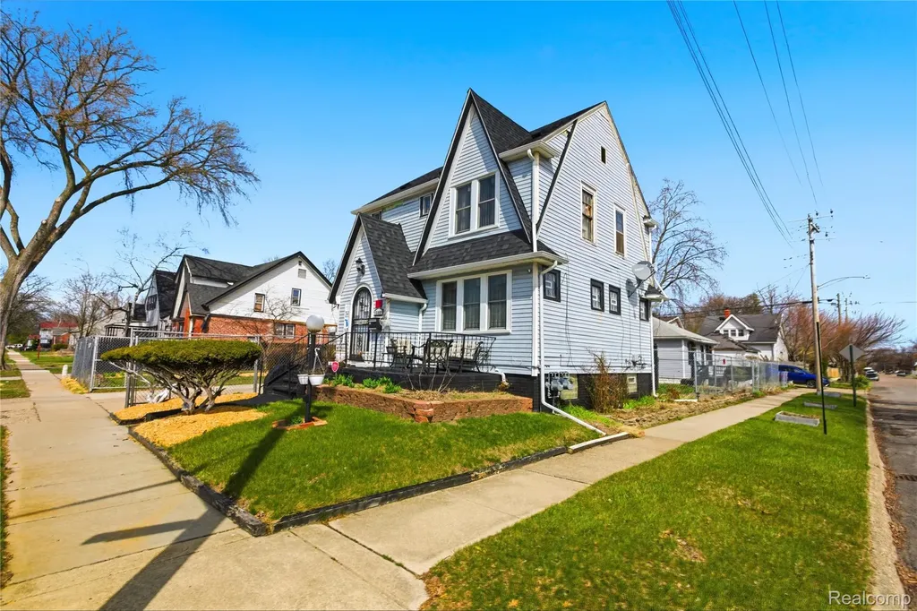 15400 Cruse Street Detroit City MI 48227