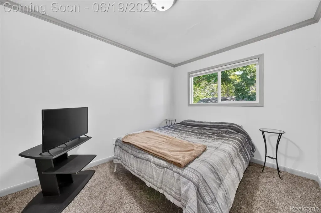 2185 N Channel Drive Clay Township MI 48028