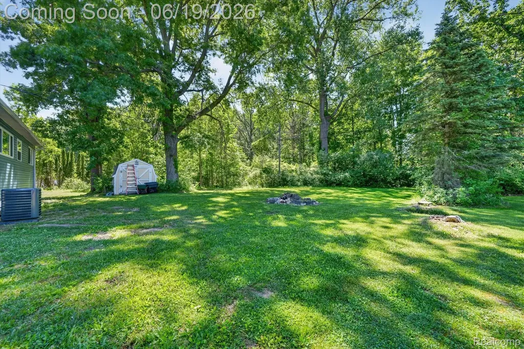 2185 N Channel Drive Clay Township MI 48028