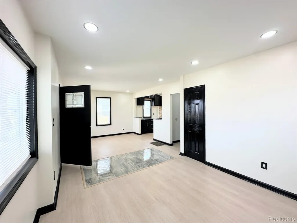 11423 Freeland Street Detroit City MI 48227