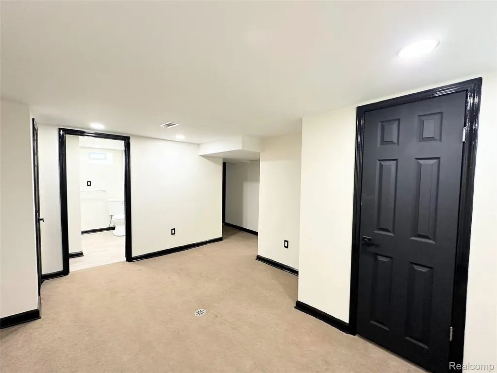 11423 Freeland Street Detroit City MI 48227