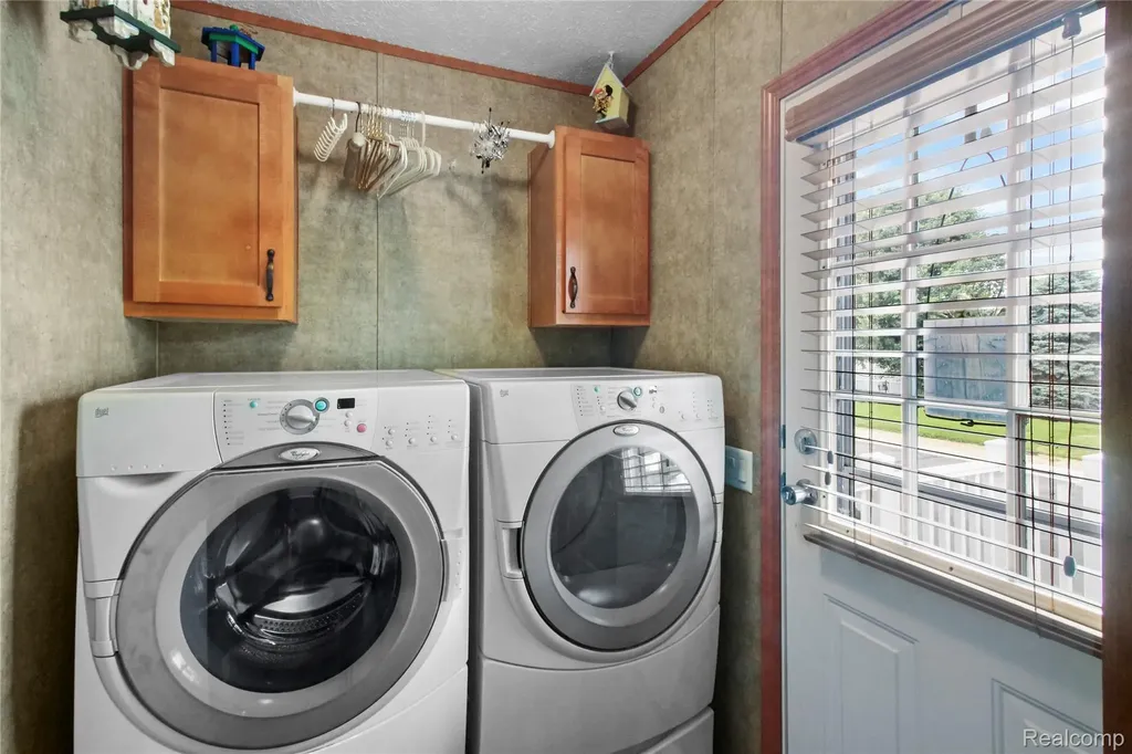 501 Kinloch Bedford Township MI 48182