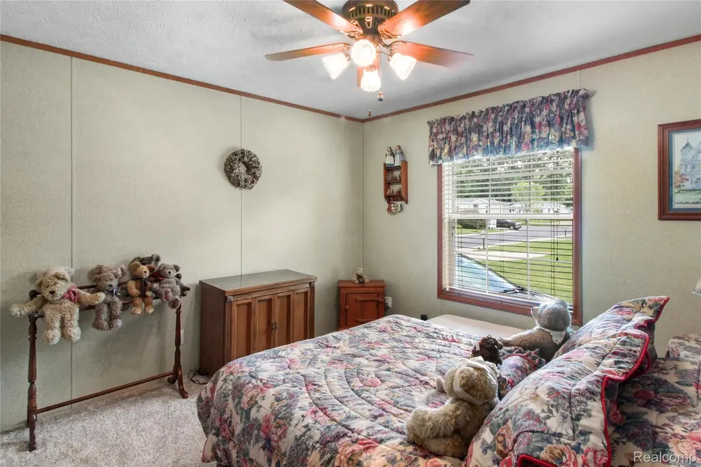 501 Kinloch Bedford Township MI 48182