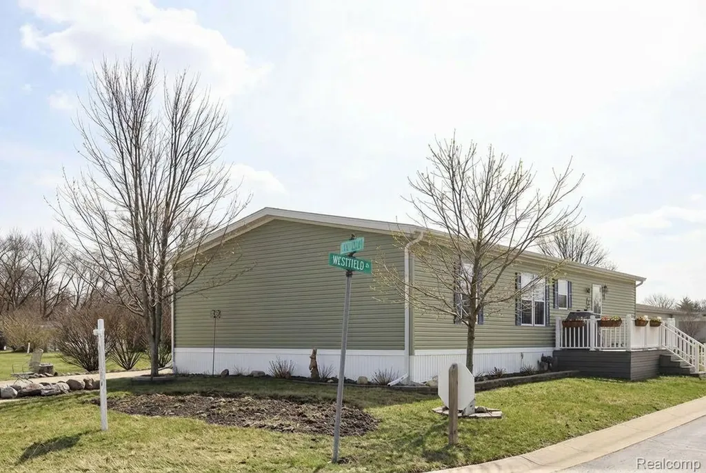 501 Kinloch Bedford Township MI 48182