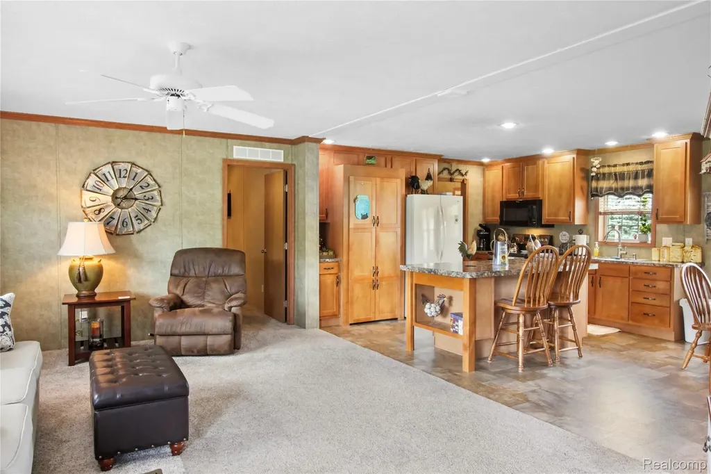 501 Kinloch Bedford Township MI 48182