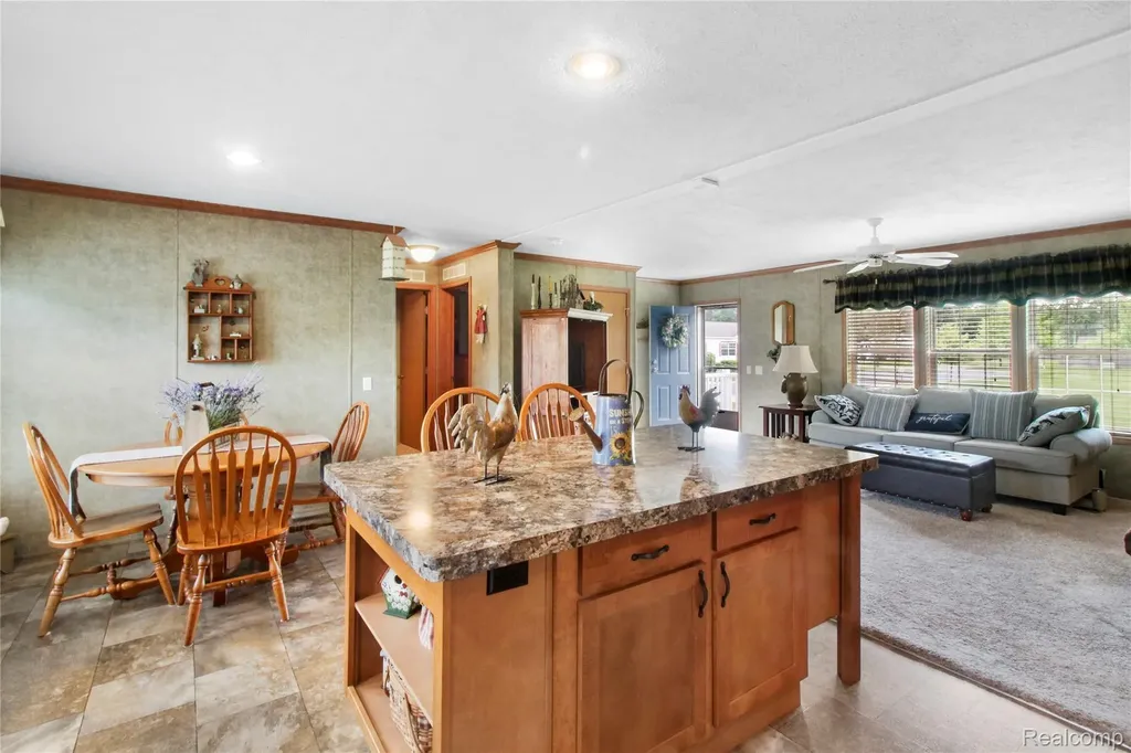 501 Kinloch Bedford Township MI 48182