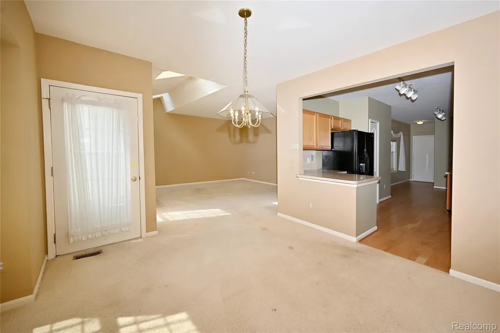 1146 Fairways Boulevard Troy City MI 48085