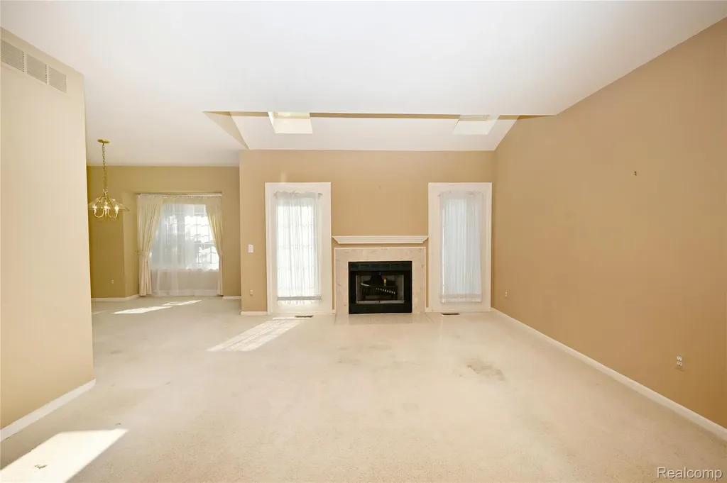 1146 Fairways Boulevard Troy City MI 48085