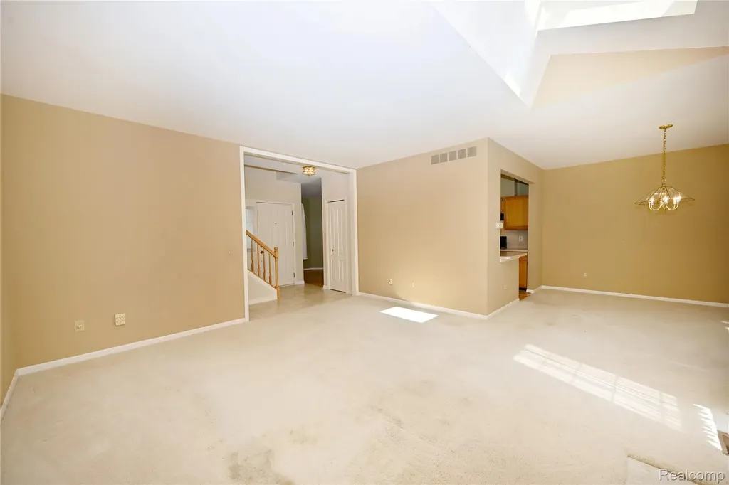 1146 Fairways Boulevard Troy City MI 48085