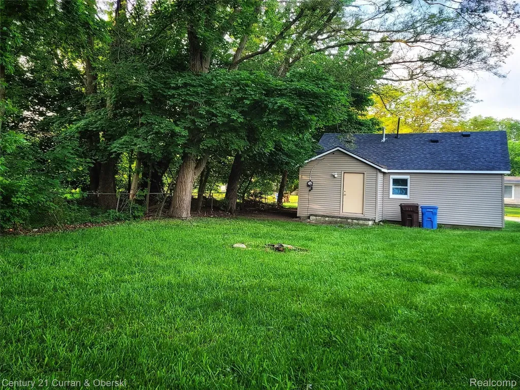 26340 Kitch Street Inkster City MI 48141
