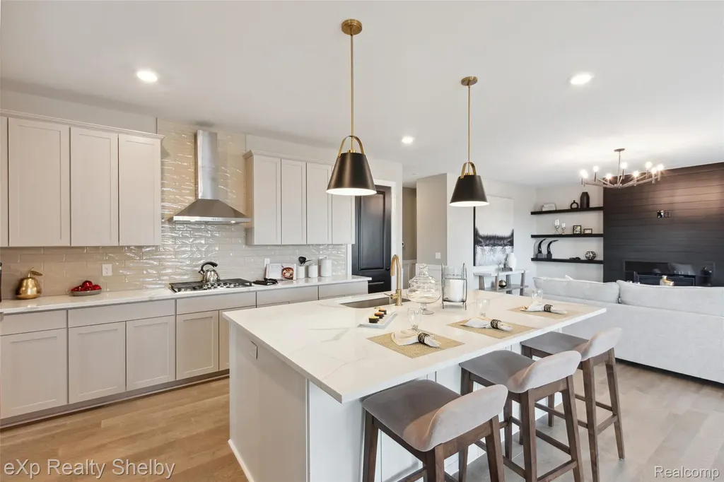 52000 Wellington Valley Drive Macomb Township MI 48042